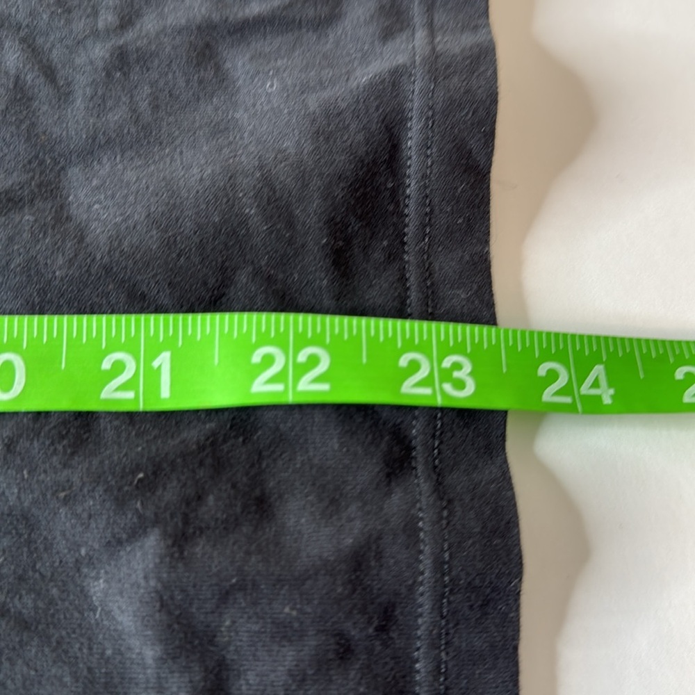 Calvin Klein Performance Solid Black T-Shirt Medi… - image 10